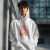 Sudadera blanca con capucha e ilustración de monje alquimista y pociones en tinta roja - El Monje Alquimista