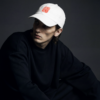 Untitled Project - Mockup (5) Gorra Alquimista "Knowledge is Power" - Rojo