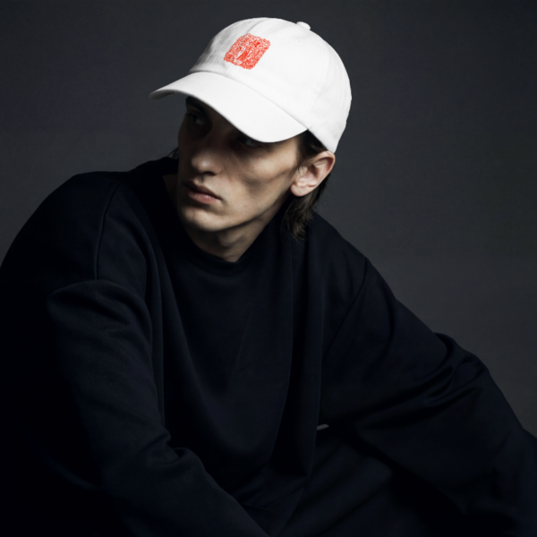 Untitled Project - Mockup (5) Gorra Alquimista "Knowledge is Power" - Rojo